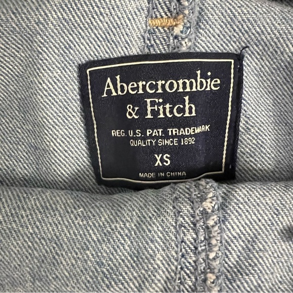 Abercrombie & Fitch Denim Distressed Overalls - Picture 6 of 6